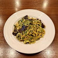 トラットリア イル レガーロ - 鱧とキクラゲ の ジェノベーゼ