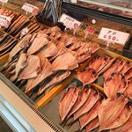 四日市ヒモノ食堂 - 干物のアップ