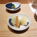 鮨 尚充 - お口直し～漬物、載せ忘れ