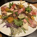 Mole TAQUERIA Y BAR - イベリコ豚のティラディート。ローストポークのマリネでこちらも美味。