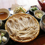 Soba Dokoro Saihou Nagano Ten - 得そばセット　1265円　セットメニュー大好評です！