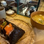 おにぎり・とん汁 山太郎 - 