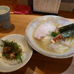 ジャパニーズ ラーメン 五感 - 