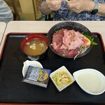 ことぶき亭 - ばち鮪二重丼丼