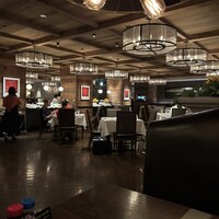 ロウリーズ・ザ・プライムリブ 恵比寿ガーデンプレイス店 - 