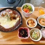 カフェ メゾン ヴォイス - 料理写真:チーズの焼きカレー¥1,430(税込)
