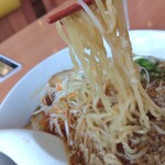 幸楽苑 - 麺リフト