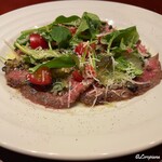 ガストロ スケゴロウ - 胡四の牛王のカルパッチョ風サラダ仕立て