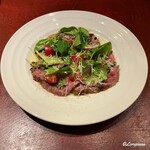 ガストロ スケゴロウ - 胡四の牛王のカルパッチョ風サラダ仕立て