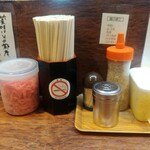 博多とんこつ 天神旗 - その他　卓上調味料