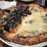 アダット マルヤマ - キムチと海苔＆６種のチーズ