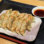 ぎょうざ処 亮昌 - 焼ぎょうざ・2人前（960円）