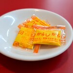 ゆたか屋 - 昔からこのタイプのからしです、衛生的でいいと思います