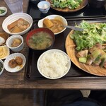 たこ焼・駄菓子 ぷるぷる - 小鉢とった後