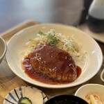 かあちゃん - ハンバーグ定食@950のハンバーグ