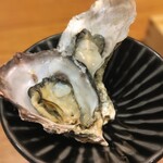 湘南バルはなたれ The Fish and Oysters - お通し330円（税込）