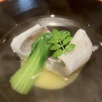 日本料理FUJI - エボダイとじゃがいも餅のお椀