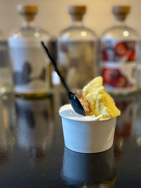 ふるさと納税 新潟県 加茂市 AMEYA AISU アイスクリーム＆シャーベット 8個入 おまかせギフトボックス 北海道産あずき使用 食べ比べ… 定期便6ヶ月毎月お届けAMEYA AISU アイスクリーム＆シャーベット 6個