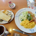 デニーズ - 料理写真:スクランブルエッグ＆トースト