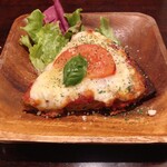 Cheese Dining Zolo - トマトミートパイ　斜めから