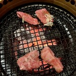 炭火焼肉 大将軍 - 