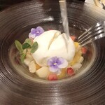 Cheese Dining Zolo - ナイフで切るとーーー