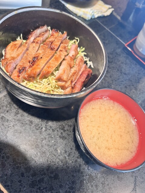 きんちゃん - 中央区役所前/豚丼 | 食べログ