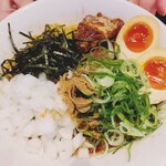 丸源ラーメン - 熟成醤油油そば(890円)＋どっかんねぎ(140円)