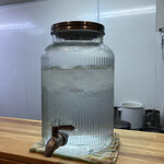 彩哲 - 卓上、水