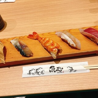 回転さかなや寿司・魚忠 _0