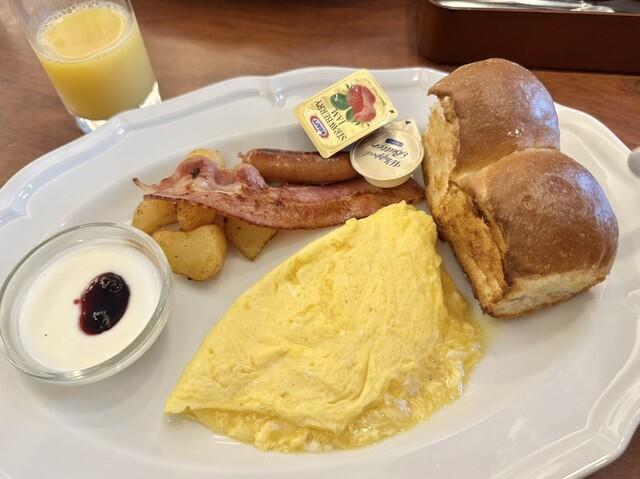 Royal Host Katsura Ten