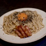 トリュフ香るまぜそば