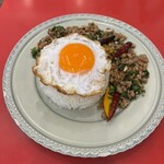 ガパオ・タ・ぺー - 