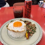 ガパオ・タ・ぺー - 