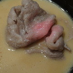 佐原 千与福 - 神戸牛を胡麻ダレにつけて