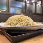 ラーメン縁屋 - にんにくチャーハン680円+大盛り300円