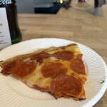 6PEACE PIZZA - ペパロニピザ❗️