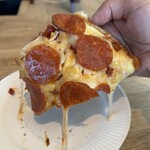 6PEACE PIZZA - ずっしり❗️