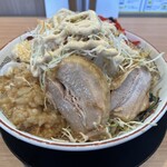 豚山 武蔵村山店 - アブラマシマシ、その他全マシ