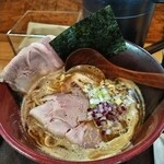 麺奏 成しき - 再込み醤油　レアチャーシュー2枚トッピング