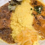 SPICY CURRY 魯珈 - 