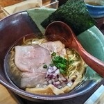 麺奏 成しき - しお