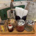 カレー屋 パクパクもりもり - 卓上セット