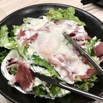 魚屋 めのじ - 生ハムシーザーサラダ