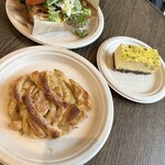 Lagkagehuset - 左からクラブハウスサンド、カルダモン、パッションフルーツケーキ