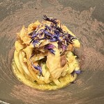 プレゼンテ スギ - 本日のパスタ
      　カラスミと鯖のパスタ
      　カラスミ　スズキ　ボラ　
      　千葉県産鯖　ヤマドリダケ味醂干し
      　