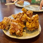 自家製麺 麺や ひなた - 唐揚げ2個 400円