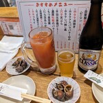 大衆酒場まるや - お通しがツブ貝　