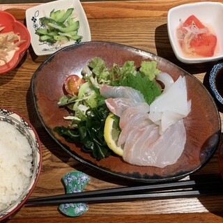 しあわせ島ごはん まどみ_1