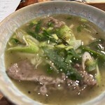 GINGER GRASS modern thai vietnamese - 炭焼き牛肉と九条葱のフォー